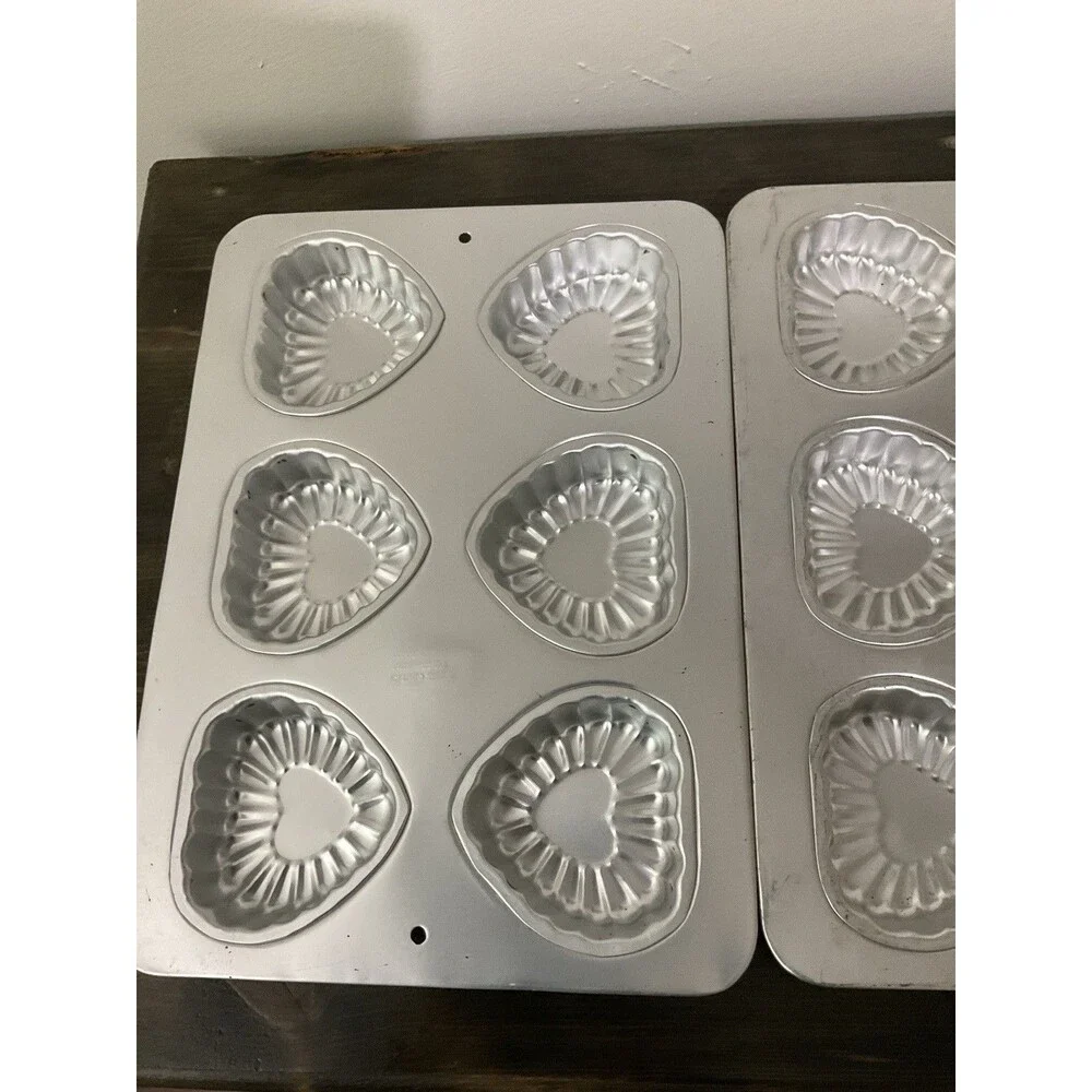 Wilton themed nostalgia size